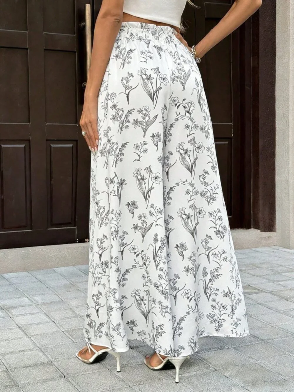Apricot Boho Women's Ditsy Floral Casual Vacation Pants - Picture 2 of 3